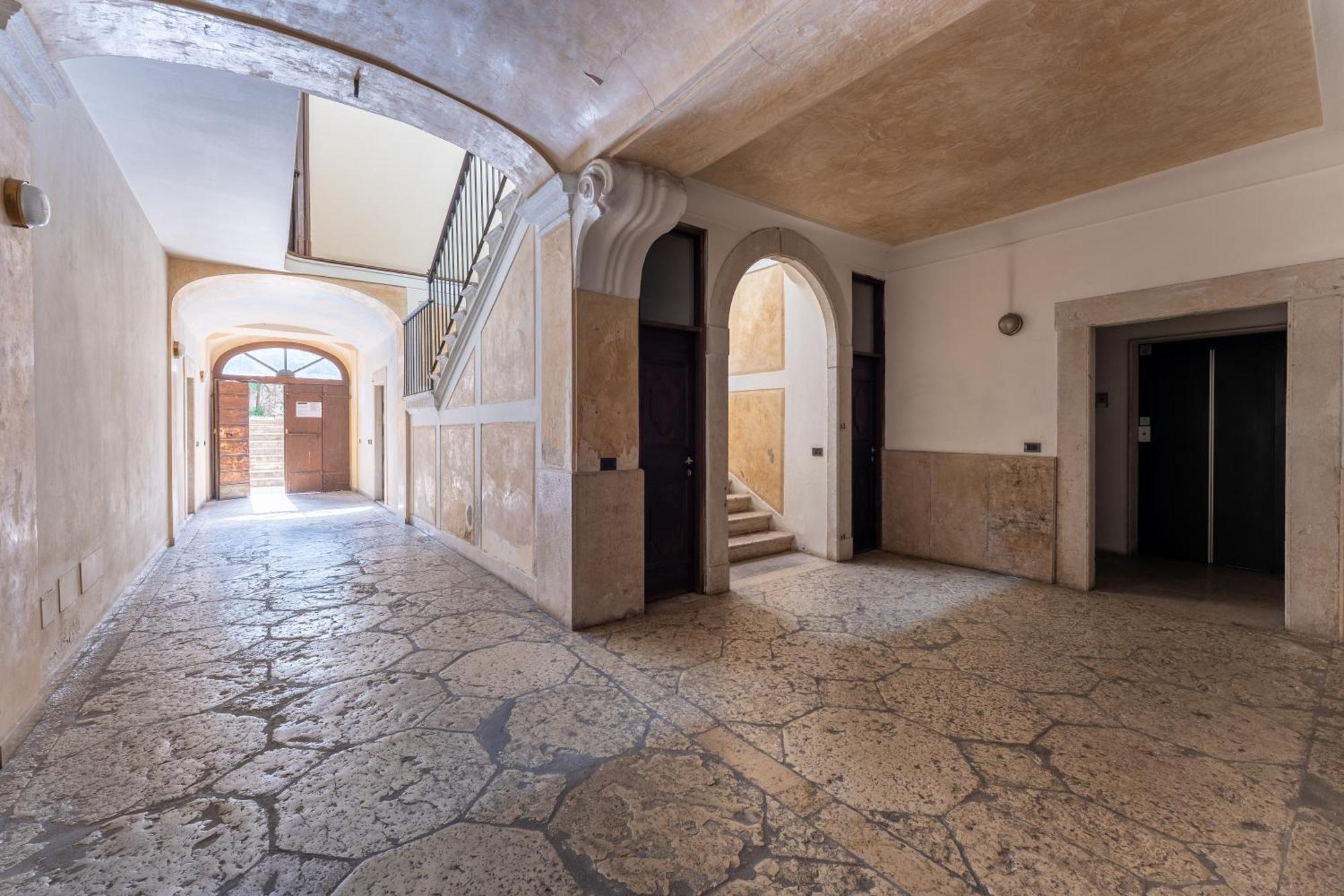 Casa Preziosa - Saloアパートメント エクステリア 写真